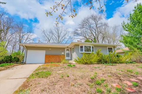 130 Richland Ln, Madison, WI 53705