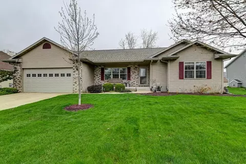 1298 Chadsworth Dr, Sun Prairie, WI 53590