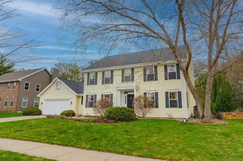 821 Sauk Ridge Trl, Madison, WI 53717