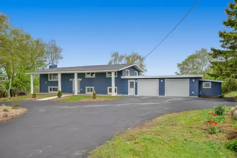 4696 Capitol View Rd, Middleton, WI 53562