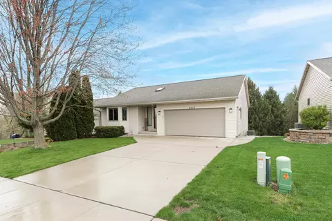 4413 Ruger Ave #B, Janesville, WI 53546