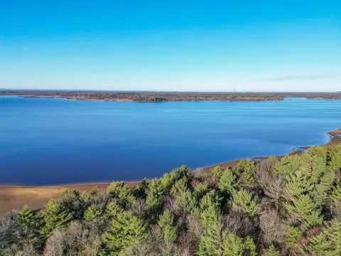 1942 Dakota Ln, Arkdale, WI 54613