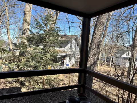 5421 Esther Beach Rd, Madison, WI 53713