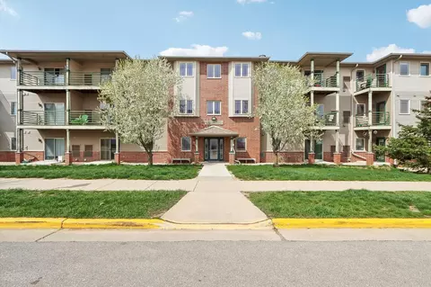 102 Prairie Heights Dr #318, Verona, WI 53593