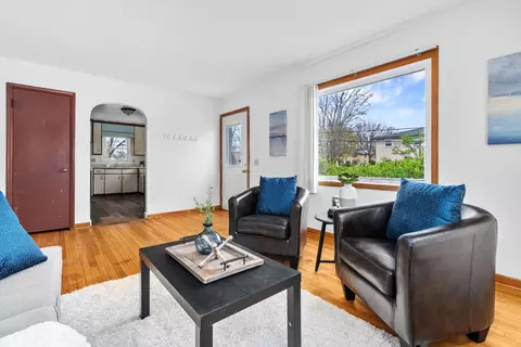 5327 Hoboken Rd, Madison, WI 53713
