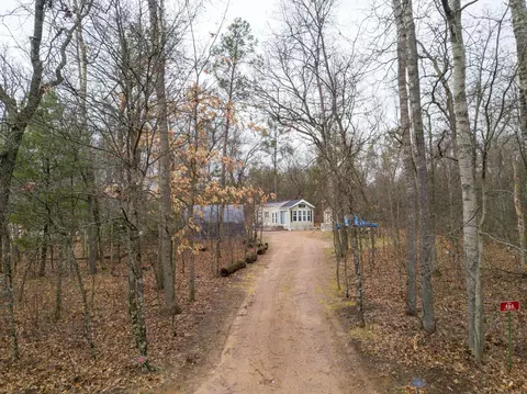 466 Sir Winston Trl, Nekoosa, WI 54457