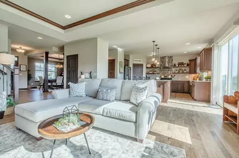 6056 E Linden Pkwy, Mcfarland, WI 53558