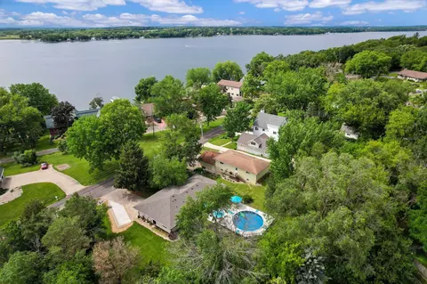 2680 Tower Rd, Mcfarland, WI 53558