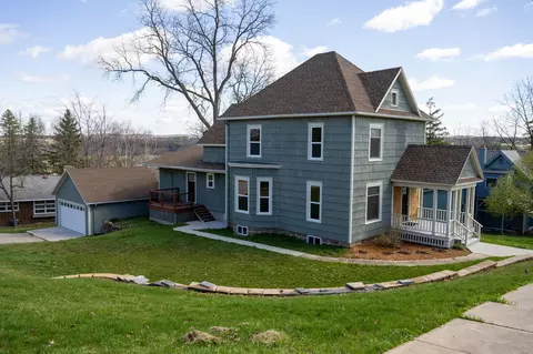 210 Prospect St, Elroy, WI 53929