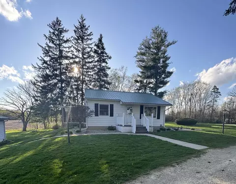 10619 W Beloit Newark Rd, Beloit, WI 53511