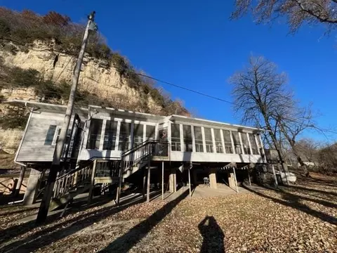 625 Highway 364 #14N, Harpers Ferry, IA 52146