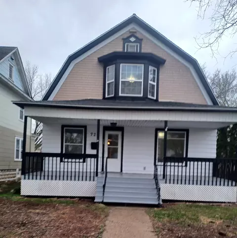 726 E Main St, Reedsburg, WI 53959