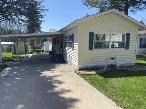 w9194 Ripley Road #52, Cambridge, WI 53523