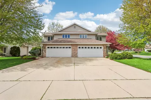 5616 Osborn Dr, Mcfarland, WI 53558