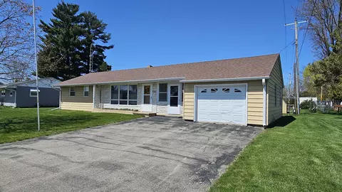 721 Sycamore St, Lancaster, WI 53813