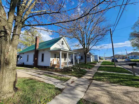 261 N Jefferson St, Richland Center, WI 53581