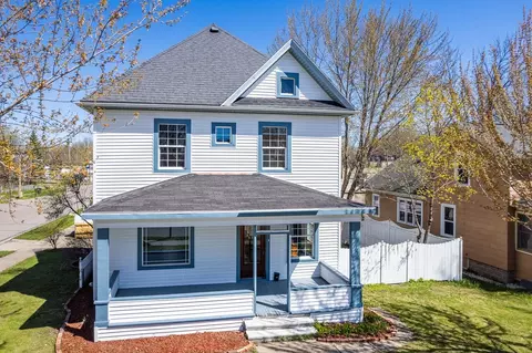 148 W Main St, Reedsburg, WI 53959
