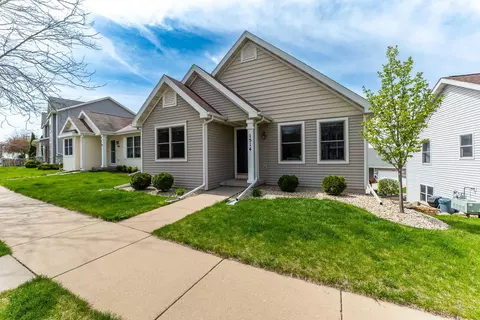 1514 Waldorf Blvd, Madison, WI 53719