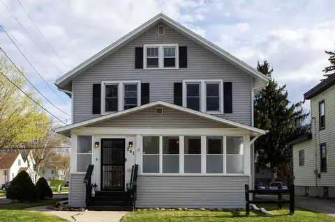 261 Walnut St, Beaver Dam, WI 53916