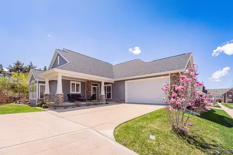8217 Highview Dr, Madison, WI 53719