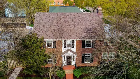 609 College St, Beloit, WI 53511