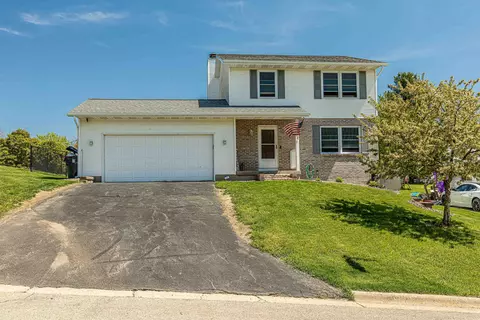 2628 3rd Ave, Monroe, WI 53566
