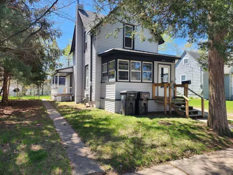 1518 St Lawrence Ave, Beloit, WI 53511