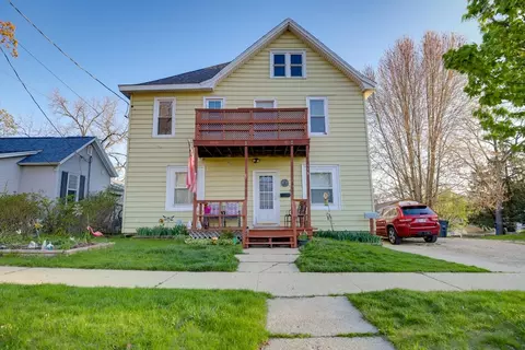 116 W Broadway St, Stoughton, WI 53589