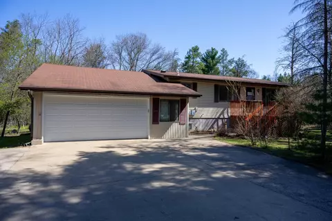 w8014 28th Street, New Lisbon, WI 53950