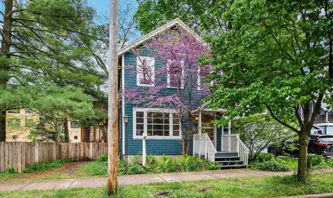 1949 E Main St, Madison, WI 53704
