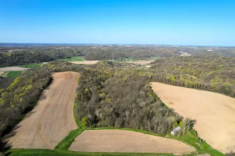 26401 Georgetown Rd, Boscobel, WI 53805