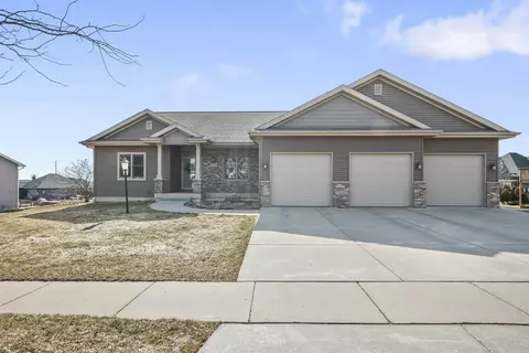 1817 Tyrol Ter, Mount Horeb, WI 53572