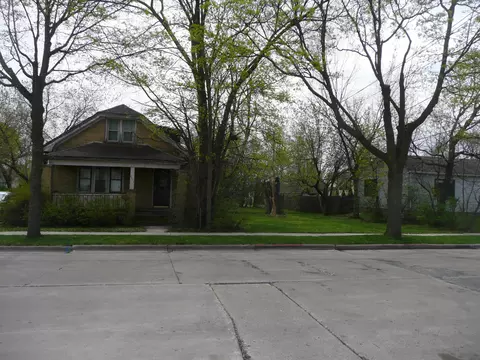 4611 W Stark St, Milwaukee, WI 53218