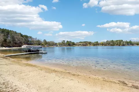 w1886 White Lake Court, Montello, WI 53949