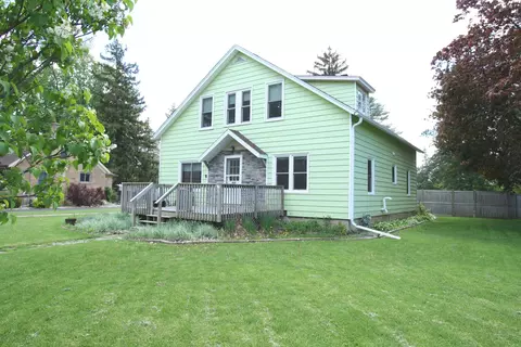 217 W Page St, Elkhorn, WI 53121