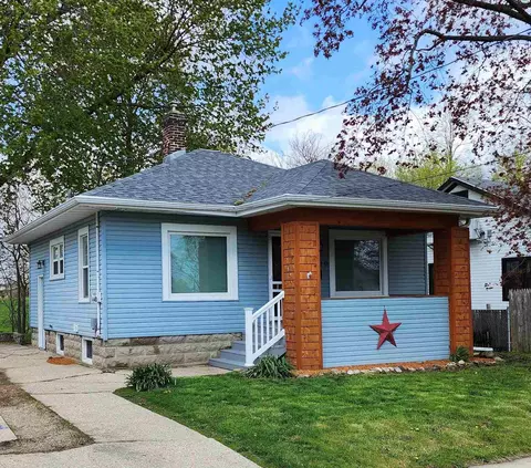 1100 S Pearl St, Janesville, WI 53546
