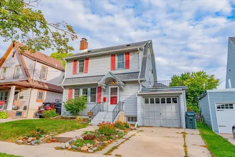 2610 Van Hise Ave, Madison, WI 53705