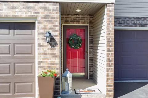 136 White Tail Dr, Sun Prairie, WI 53590