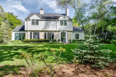 1515 Sumac Dr, Madison, WI 53705