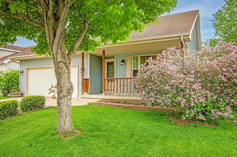 4110 Grayhawk Trl, Madison, WI 53704