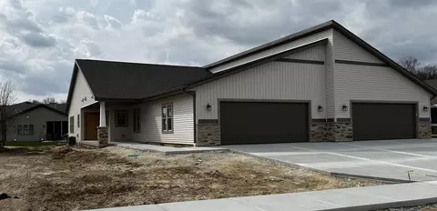 3771 Newcastle Dr, Janesville, WI 53546