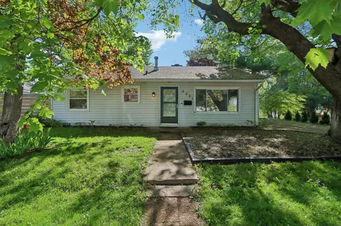 2021 Whenona Dr, Madison, WI 53711