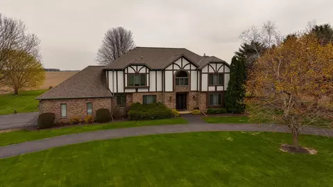 n8706 Glen Road, Beaver Dam, WI 53916