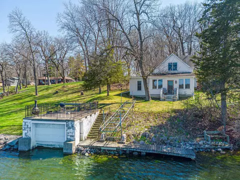 w1954 Pleasant Avenue, Markesan, WI 53946