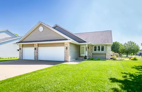 1301 Fitness Run, Sun Prairie, WI 53590