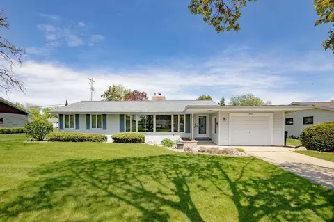2002 Woodruff Blvd, Janesville, WI 53548