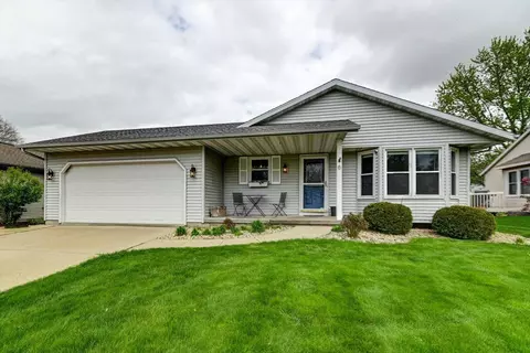 6 Dinauer Ct, Madison, WI 53716