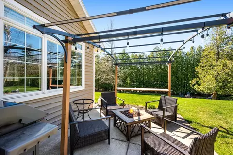 3957 Main St #2, Fish Creek, WI 54212