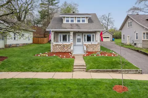 821 Summit St, Baraboo, WI 53913