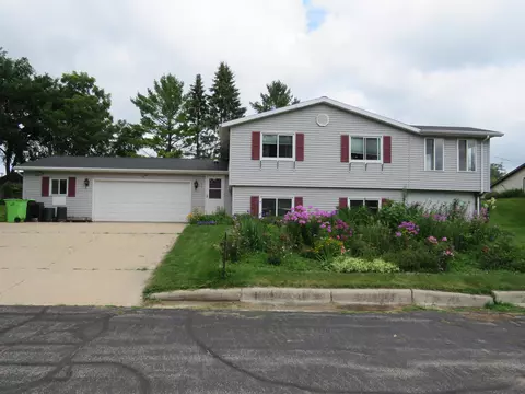 515 W Bowen St, Brandon, WI 53919